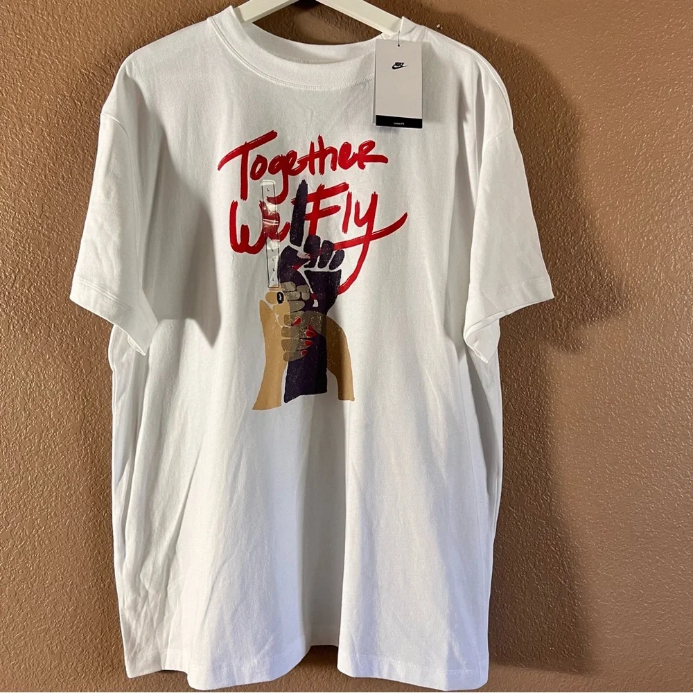 Nike Fly Collective Optimism Women’s Together We Fly Tee Shirt Size Large NWT